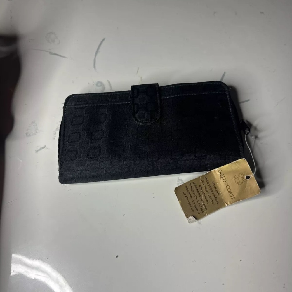 Gold Coast Black Wallet For Women New With Tags